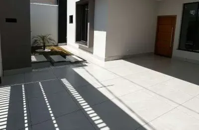 Casa aconchegante com 3 quartos no jardim  brasil, arapongas