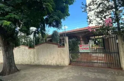 Casa com 3 quartos à venda no Centro, Arapongas , 240 m2 por R$ 1.500.000