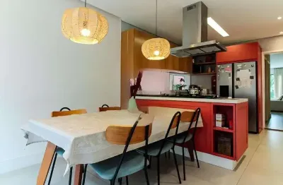 Linda casa à venda em carandiru, são paulo-sp: 3 quartos, 1 suíte, 3 salas, 2 banheiros, 2 vagas de garagem, 175m².
