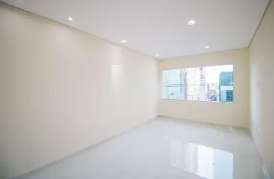Casa à venda em são paulo-sp com 4 quartos, 1 suite e 2 salas no bairro parque vitória - 122m² e 2 vagas de garagem!