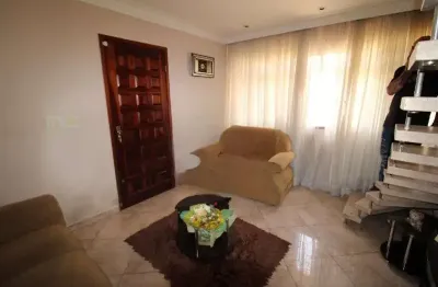 Imperdível casa de 5 quartos com suíte no parque vitória, são paulo-sp: 300m², 3 salas, 3 banheiros, 2 vagas de garagem