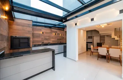 Casa com 3 quartos à venda na Rua Oliveira Viana, 2423, Boqueirão, Curitiba