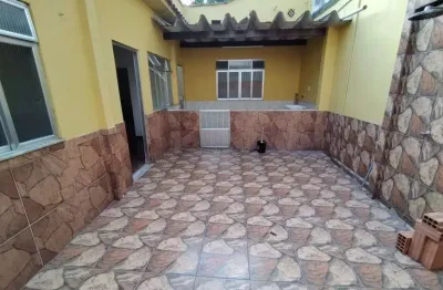 Vendo linda casa de vila 2 quartos - quintal - 90m² - centro de duque de caxias - rj