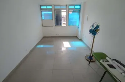 Alugo sala 25m² - 3º andar - frente calçadão josé de alvarenga - d. caxias - rj