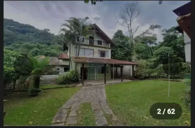 Casa 6 quartos(1 suite) 900m² - piscina - ofurõ - 3 banhs - 3 vagas - corujas - guapimirim - rj