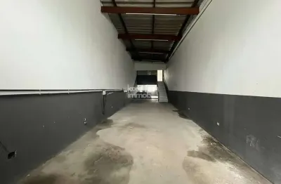 Casa à venda na Rua Benedito de Almeida Lima, 145, Éden, Sorocaba