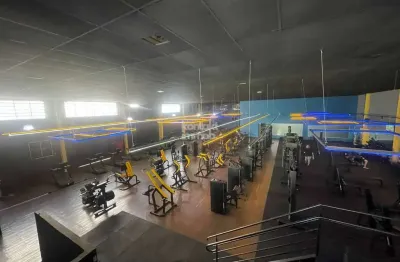 Casa comercial com 6 salas à venda na Avenida Itavuvu, 339, Vila Olímpia, Sorocaba