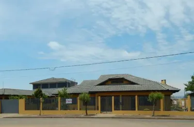 Casa com 5 quartos à venda no Centro, Carambeí 