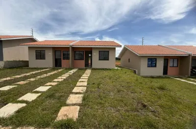 Casa com 2 quartos para alugar na Rua Arno Wolf, Colônia Dona LuÍza, Ponta Grossa