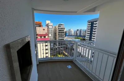Lindo apartamento todo reformado no ritz class, um dos prédios mais bem localizados de florianópolis