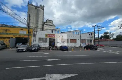 Galpão comercial de 672 m² - ao lado do porto codeba, localização privilegiada no coração do comércio em salvador