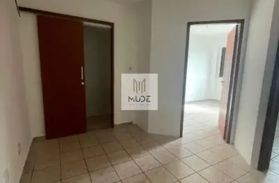 Sala comercial no edifício empresarial costa azul - pronta para uso! 33m³ - locação