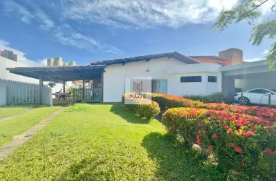 Casa térrea com piscina | área 504 m² | 3 quartos | 1 suíte | tranquilidade e lazer a 300m da praia - a venda em jaguaribe