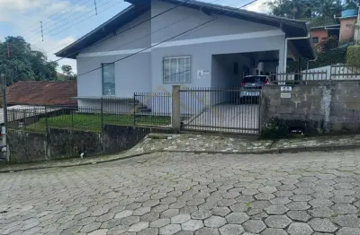 Casa para venda em blumenau, tribess, 5 dormitórios, 2 suítes, 4 banheiros, 2 vagas