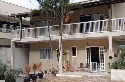 Casa para venda em blumenau, victor konder, 6 dormitórios, 2 suítes, 4 banheiros, 4 vagas