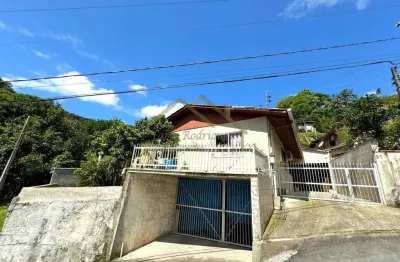 Casa para venda em blumenau, progresso, 4 dormitórios, 2 banheiros, 4 vagas