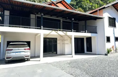 Casa para venda, água verde, 5 dormitórios, 2 suítes, 4 banheiros, 2 vagas
