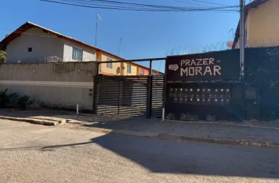 Sobrado reformado à venda em condomínio fechado – modernidade e bem-estar para sua família valparaíso ii