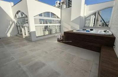 Cobertura com 4 Suítes e Vista Panorâmica: Financiável e Aceita Troca