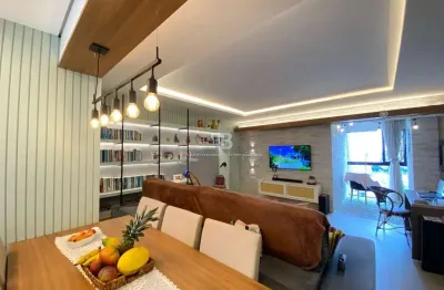 Apartamento com 3 dormitórios e 2 vagas à venda na área central de chapecó