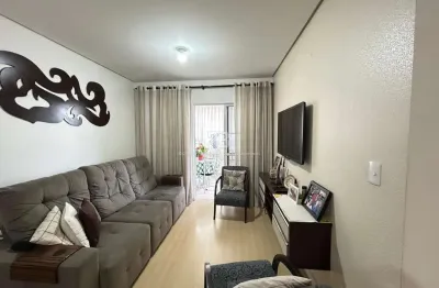 Apartamento semimobiliado no presidente médici com 3 quartos e 1 suíte