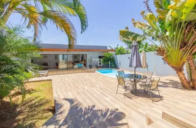 Casa com 3 quartos, piscina e área gourmet à venda no universitário, chapecó