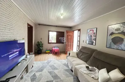 Casa com piscina e salão de festas no cristo rei chapecó