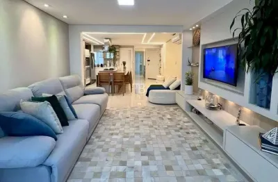 Apartamento semimobiliado com 2 suítes e 3 vagas no centro de chapecó