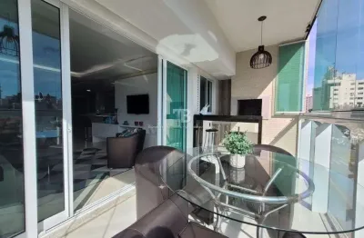 Apartamento semimobiliado à venda com 3 quartos e 2 vagas no centro
