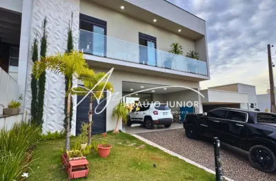 Linda casa com vista da cidade no condomínio village da serra