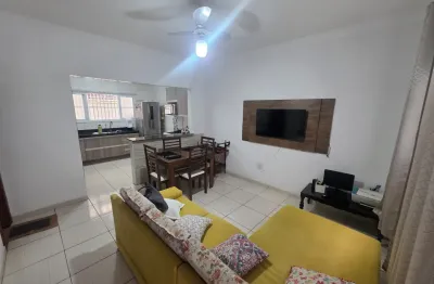 Lindo sobrado de condomínio 2 dormitórios 2 suítes guilhermina