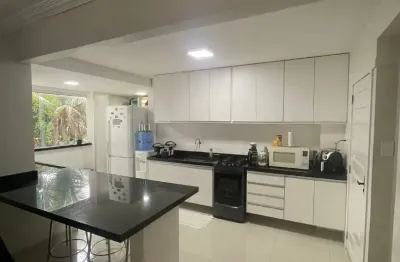 Vendo excelente apartamento  reformado na rua recife super bem localizado