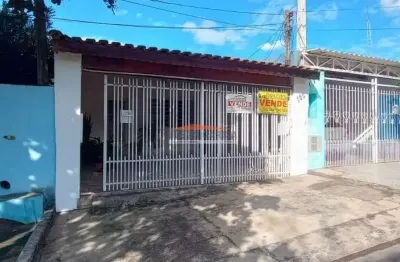Casa com 3 quartos à venda na Rua Reverendo Isaar Carlos de Camargo, 182, Parque São Bento, Sorocaba