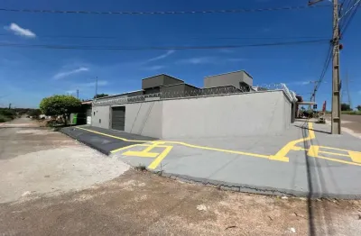 Casa em goiânia, 3 quartos 1 suíte em terreno de esquina
