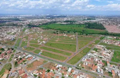 Terreno à venda na Rua Ema5, s/n, Residencial Recanto das Emas, Goiânia