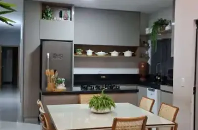 Casa com 3 quartos à venda na Rua Olegário Herculano da Silveira Pinto, Cidade Satélite São Luiz, Aparecida de Goiânia