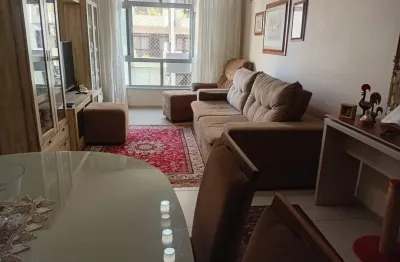 Apartamento (direto com proprietário) na ponta da praia 03 dormitórios, sendo 1 suíte - com garagem demarcada