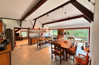 Casa em condomínio fechado com 5 quartos à venda na Estrada União e Indústria, 14993, Itaipava, Petrópolis