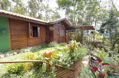 Casa à venda no cuiabá, excelente imóvel dentro de condomínio com segurança 24h