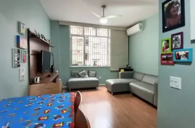 Xcelente imóvel com 71m², 2 quartos a apenas 150m do clube do fluminense, reformado