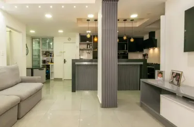 Lindo apartamento reformado na rua honório de barros – flamengo