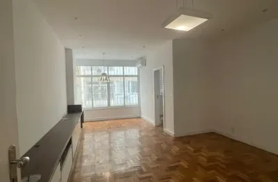 Excelente apartamento reformado, 100 m², ao lado do metrô do flamengo