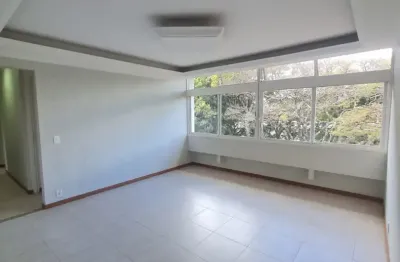 3 quartos, com armários, vista livre - vazado - asa sul - oportunidade