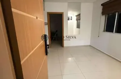 Lindo apartamento reformado e semimobiliado no bairro grama!