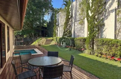 Casa à venda no cond. moradas dos pinheiros (aldeia da serra);