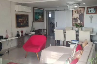 Vendo apartamento em piedade, excelente localização,  a  300 mts do mar,