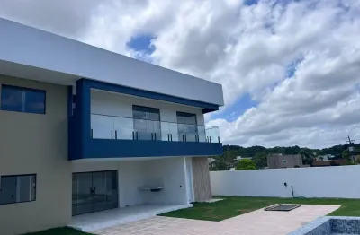 Vendo linda casa no condomínio alphaville brenand  com 284 m², 4 quartos sendo 2 suítes.