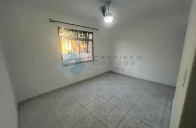 Apartamento com 2 quartos para alugar na rua getúlio, cachambi, rio de janeiro, 50 m2 por r$ 1.200