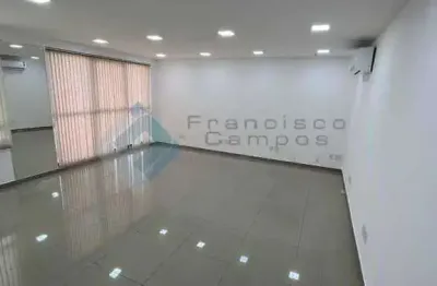 Sala comercial com 1 sala para alugar na Avenida Pastor Martin Luther King Jr, Del Castilho, Rio de Janeiro