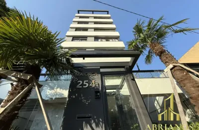 Apartamento com 2 quartos à venda na rua comendador rheingantz, 254, mont serrat, porto alegre por r$ 1.090.000
